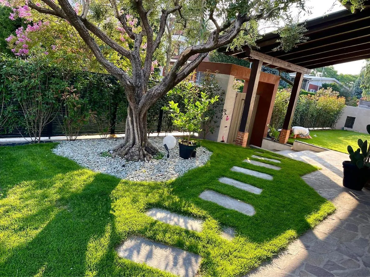 Other Garden - Luxury Bed And Breakfast Rho